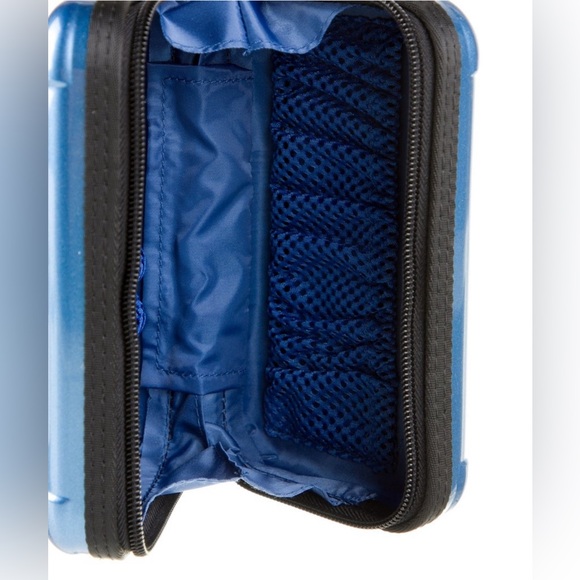 Rimowa blue cosmetic case like new - Picture 3 of 8